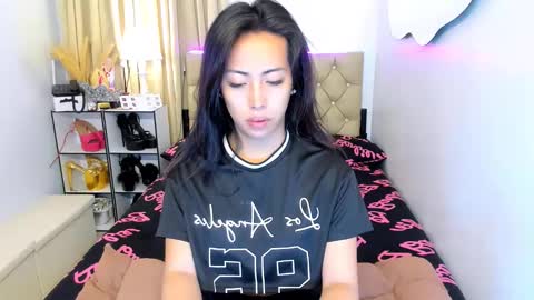 reighnempress online show from 02.28.25