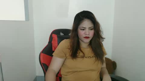 Snapshot of reign2525 chatting on 03.03.25 reign2525 online show from 03.03.25