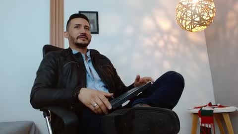   REIKO  online show from 12.29.24