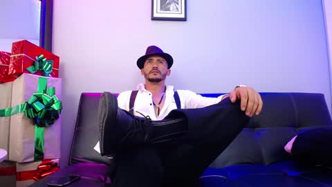   REIKO  online show from 01.03.25