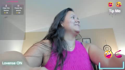 Snapshot of reina_loren chatting on 09.11.25 reina_loren online show from 09.11.25