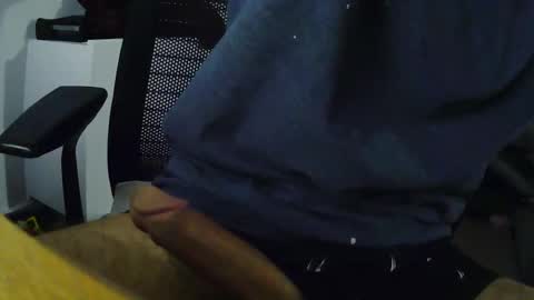 Snapshot of reliad chatting on 10.28.25 Gabriel big online show from 10.28.25