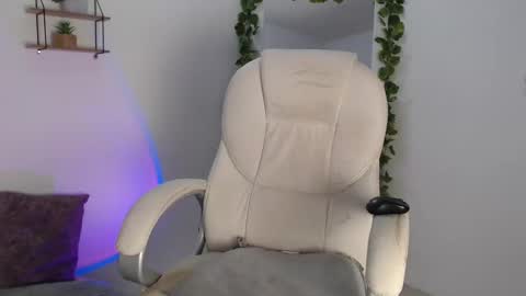 Erika online show from 12.10.24