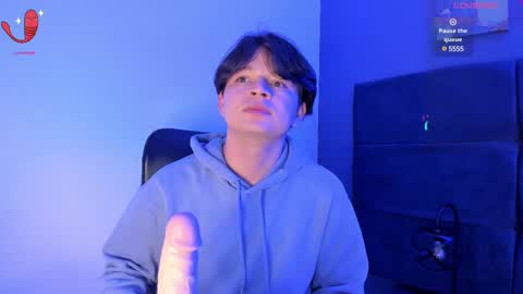 Snapshot of remiblythe chatting on 02.10.25 RemiBlythe online show from 02.10.25