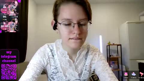 Snapshot of renaeblaski chatting on 03.21.26 Claire online show from 03.21.26
