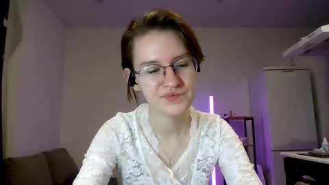 Snapshot of renaeblaski chatting on 03.26.26 Claire online show from 03.26.26