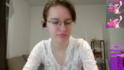 Snapshot of renaeblaski chatting on 03.29.26 Claire online show from 03.29.26