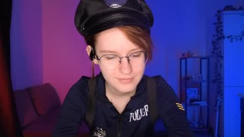 Snapshot of renaeblaski chatting on 04.16.26 Claire online show from 04.16.26