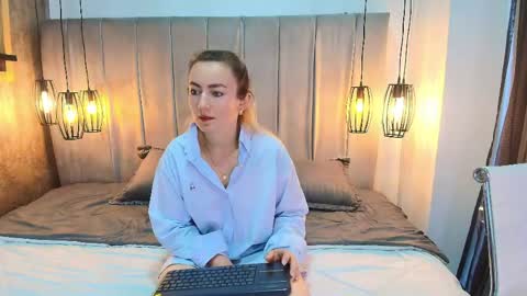Snapshot of renata_fitnes chatting on 06.02.26 renata_fitnes online show from 06.02.26