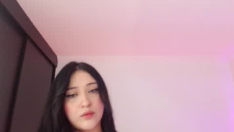 Snapshot of renata_ruiz chatting on 09.19.25    online show from 09.19.25