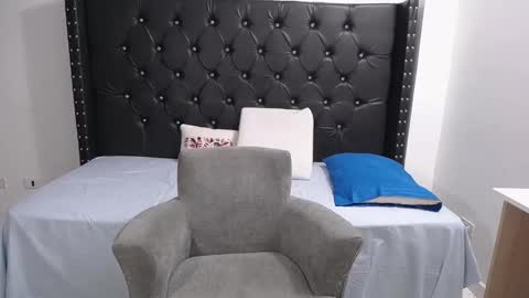 Renata Salinas online show from 02.04.26