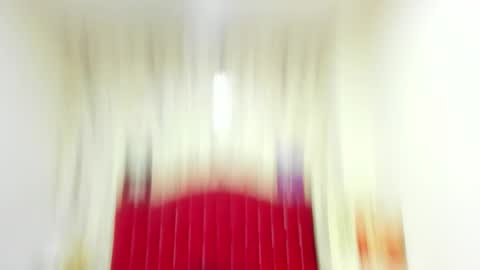 Snapshot of renata_valentina chatting on 04.19.26 RENATA VALENTINA online show from 04.19.26