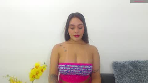 Snapshot of renatabrownn28 chatting on 06.12.26 renatabrownn28 online show from 06.12.26