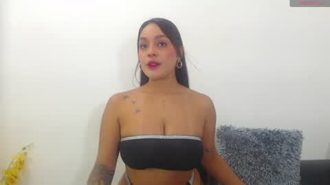 Snapshot of renatabrownn28 chatting on 07.11.26 renatabrownn28 online show from 07.11.26