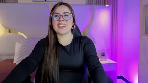 Snapshot of renatajoness1 chatting on 03.31.26 Renata online show from 03.31.26