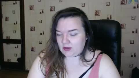 renataoia online show from 12.19.24