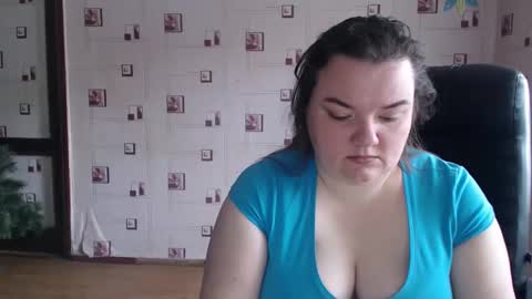 renataoia online show from 02.21.25