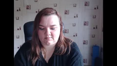 renataoia online show from 04.19.26