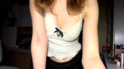 Mia online show from 03.26.26