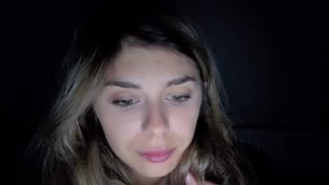 Snapshot of renee_loah chatting on 06.11.26 renee_loah online show from 06.11.26