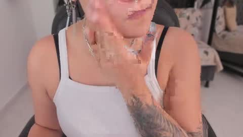 Renee Shelby online show from 04.02.26