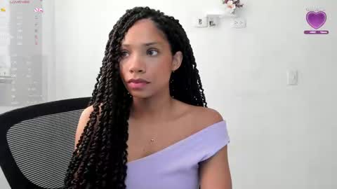 Snapshot of renell_aiston chatting on 01.17.25 RENELL online show from 01.17.25