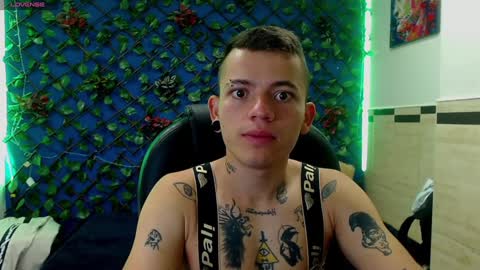 Snapshot of rennesanti chatting on 01.27.25 R E N E online show from 01.27.25