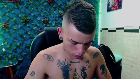 Snapshot of rennesanti chatting on 02.07.25 R E N E online show from 02.07.25