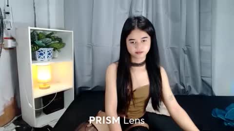 Snapshot of rennygurl chatting on 10.15.25 rennygurl online show from 10.15.25