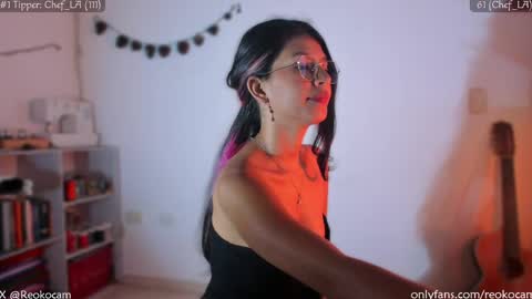 Snapshot of reoko_ chatting on 05.16.26 Reoko online show from 05.16.26