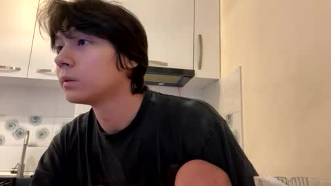 Aiqo online show from 10.28.25