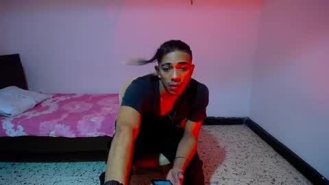 Snapshot of restrainged chatting on 12.10.24 Rest online show from 12.10.24