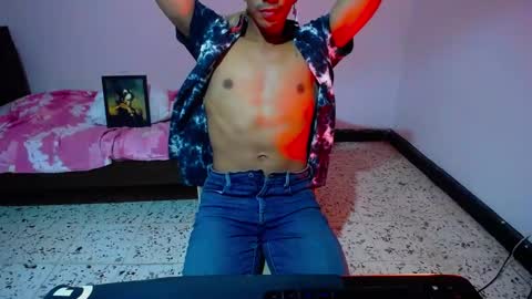 Snapshot of restrainged chatting on 12.11.24 Rest online show from 12.11.24