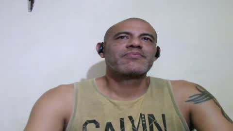 Snapshot of retlam37 chatting on 05.05.26 Walter online show from 05.05.26