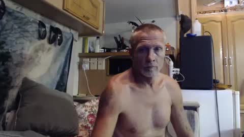 Rhett online show from 09.29.25