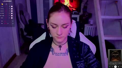 Rie online show from 11.08.25