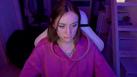 Snapshot of retromarie chatting on 02.16.26 Rie online show from 02.16.26