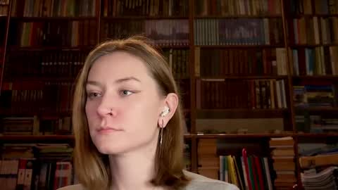 Snapshot of retromarie chatting on 03.29.26 Rie online show from 03.29.26