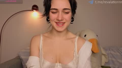 Ewiwi online show from 12.04.25