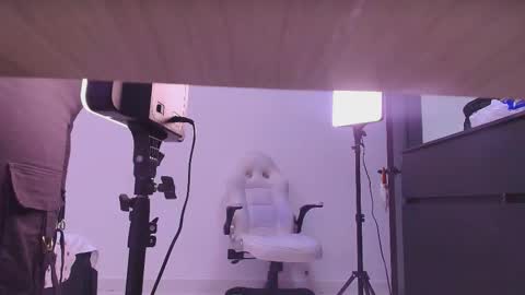 REVEN online show from 12.21.25