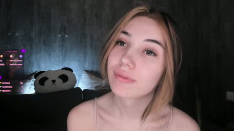 Elin online show from 12.04.24