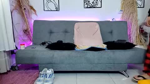 reymasterhot online show from 12.21.25