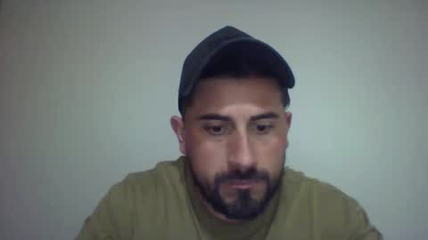 Snapshot of reyalad_mariana chatting on 02.04.25 REYALAD online show from 02.04.25