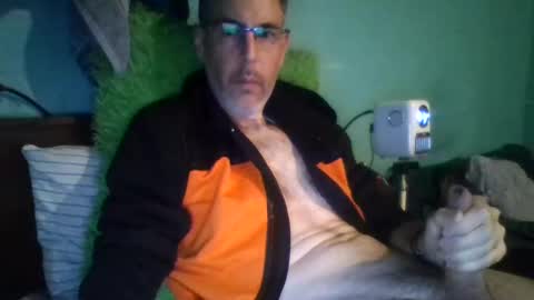 Snapshot of reyes_albert2006 chatting on 11.07.25 reyes_albert2006 online show from 11.07.25