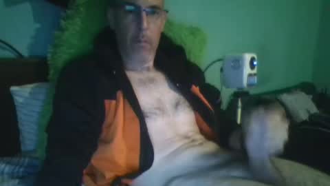 Snapshot of reyes_albert2006 chatting on 11.10.25 reyes_albert2006 online show from 11.10.25