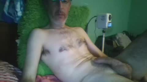 reyes_albert2006 online show from 04.04.26