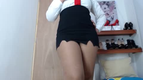 Snapshot of reyledoll chatting on 01.29.25 Rely online show from 01.29.25