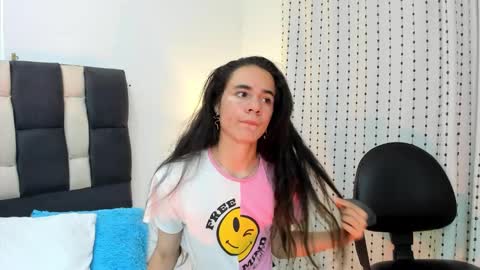 Snapshot of rhiannacoral chatting on 02.16.25 rhiannacoral online show from 02.16.25