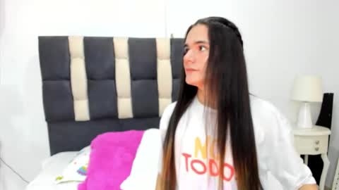 Snapshot of rhiannacoral chatting on 02.16.25 rhiannacoral online show from 02.16.25