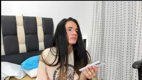 Snapshot of rhiannacoral chatting on 02.18.25 rhiannacoral online show from 02.18.25